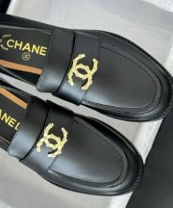 スリッポンシューズ